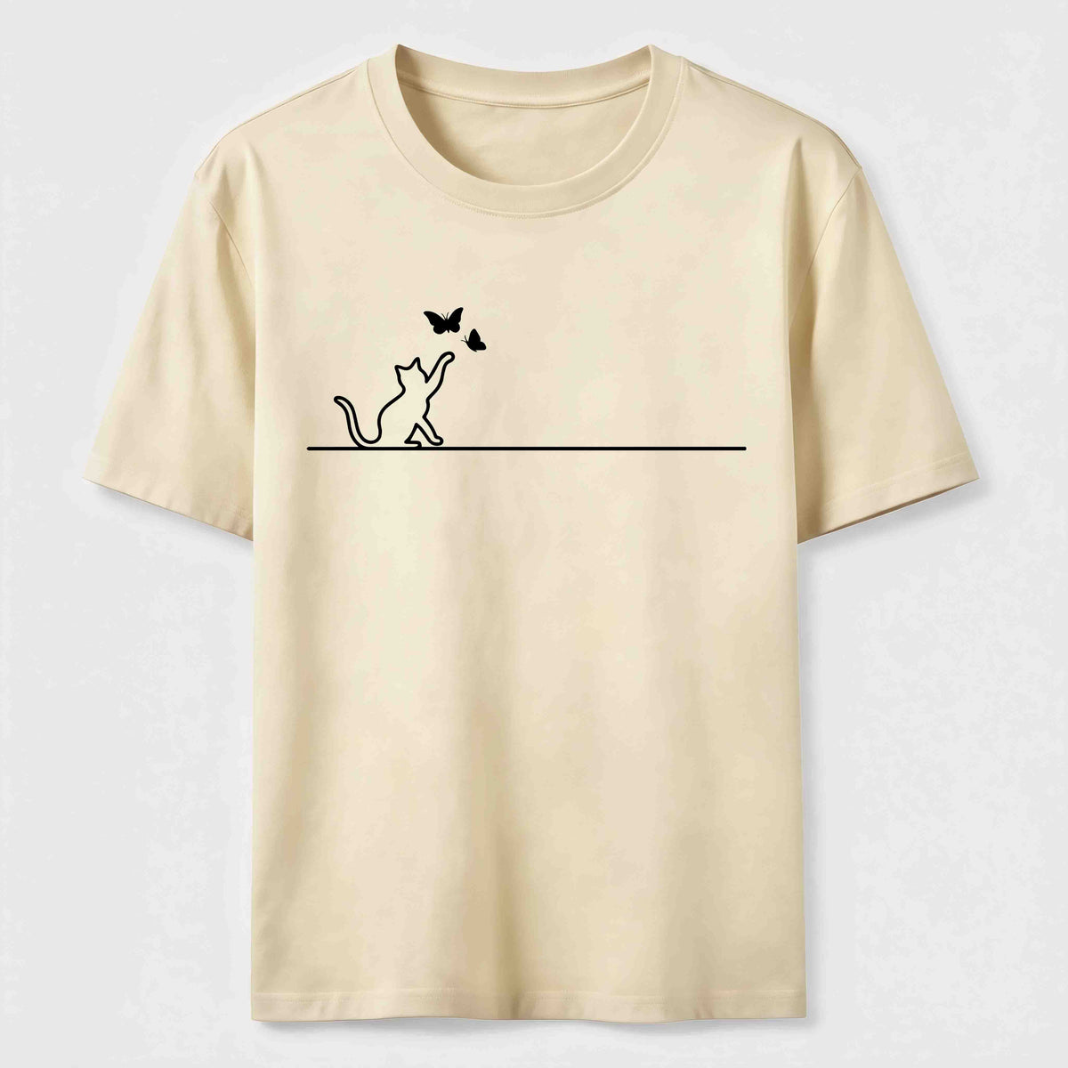 PetTaxClub Butterfly Chase Cat Classic T-Shirt