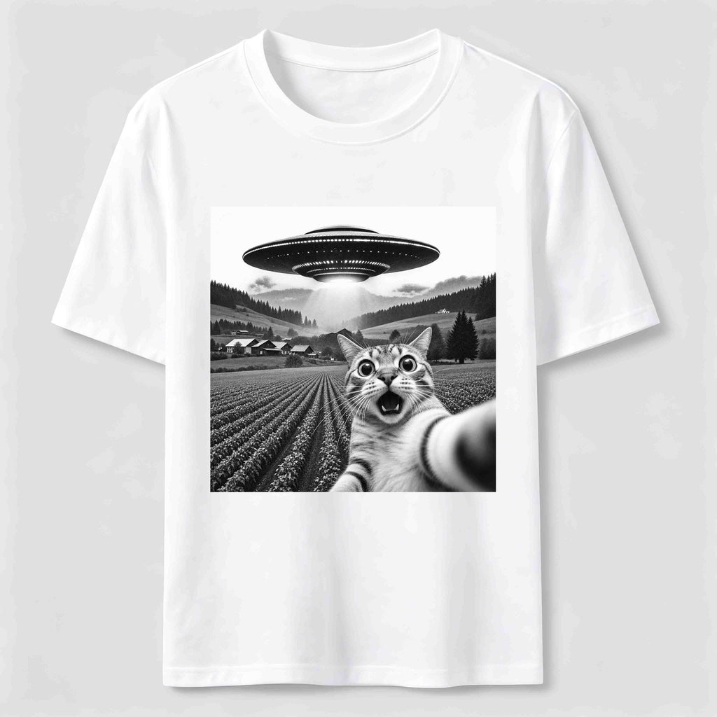 PetTaxClub Alien Selfie Cat Classic T-Shirt