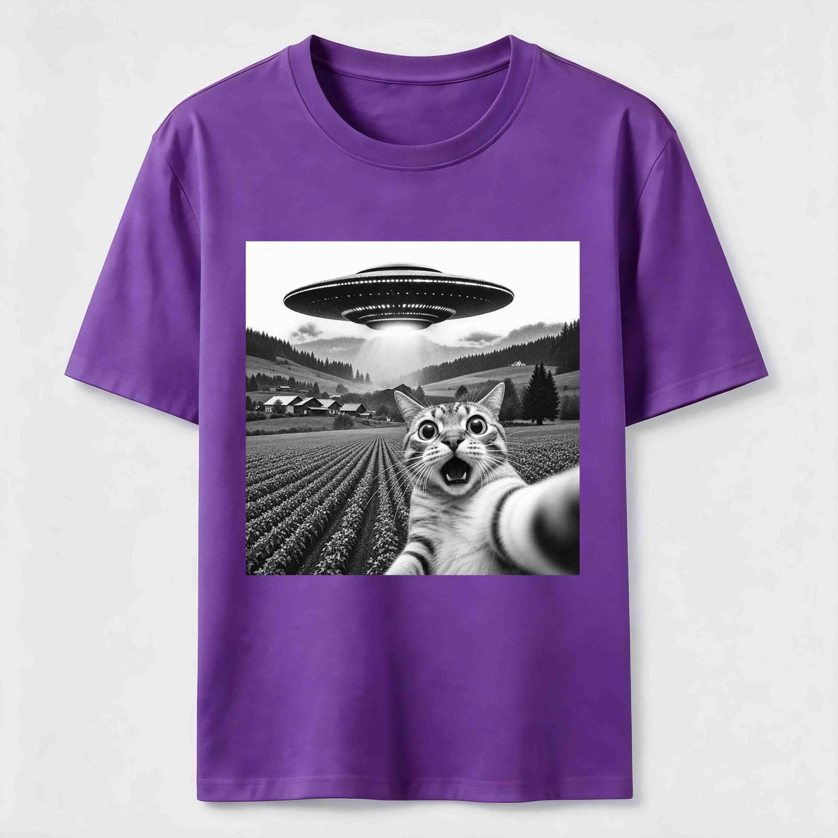 PetTaxClub Alien Selfie Cat Classic T-Shirt
