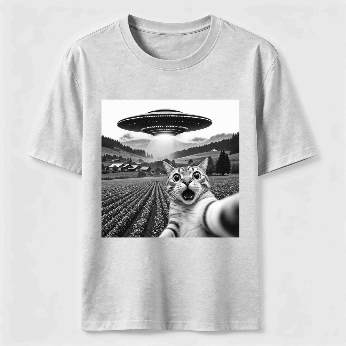 PetTaxClub Alien Selfie Cat Classic T-Shirt